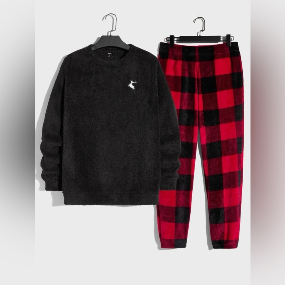 Nice pajamas for Christmas or lounging around.